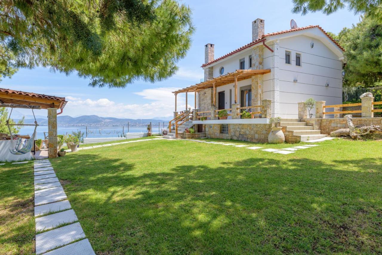 Crystal Beach Villa Chalkís Esterno foto